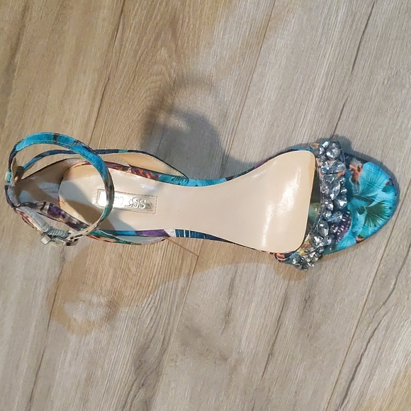 Guess stilettos - Picture 4 of 5